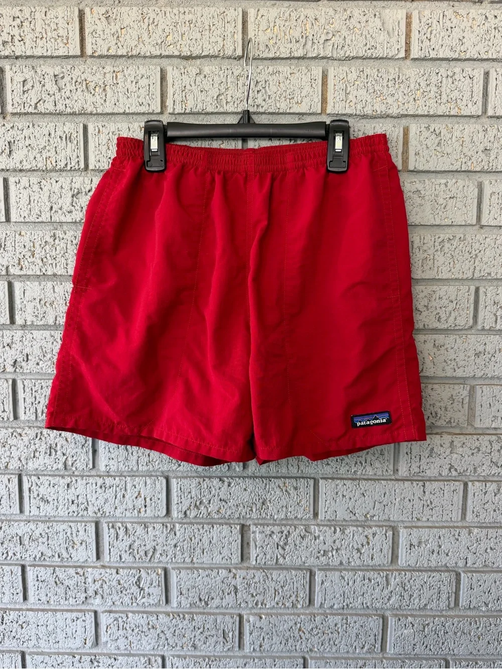 Patagonia Baggies 5” Shorts Red Men’s Size Small